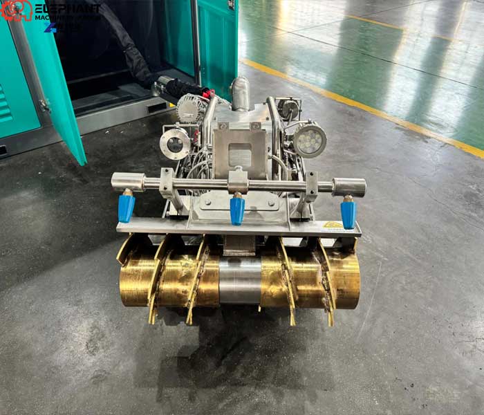 high pressure water jet sludge removal system