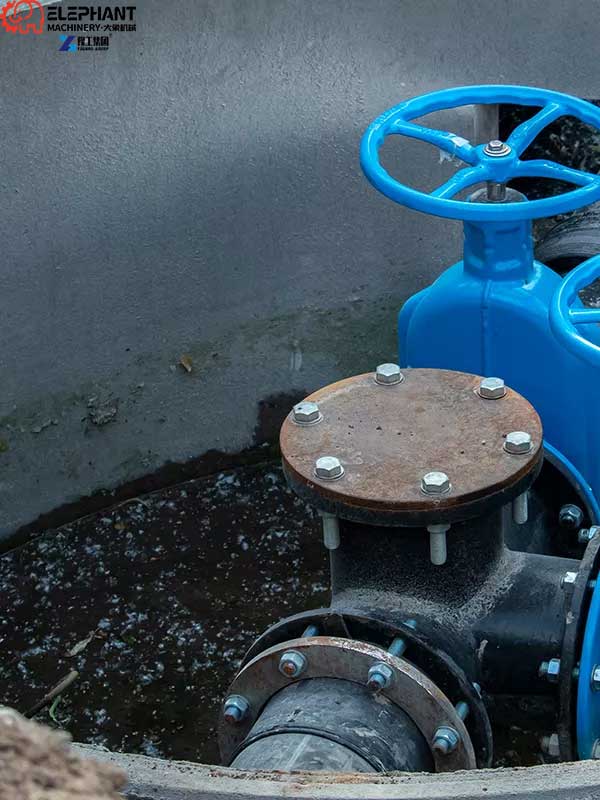 sewage pump station sludge removal system