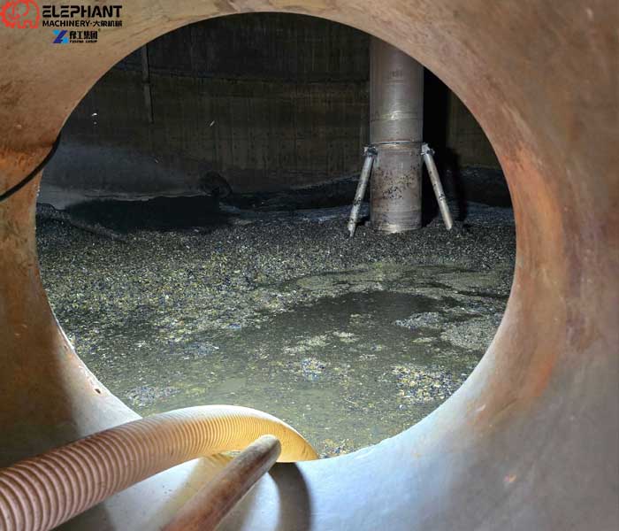 farm biogas plant with anaerobic digestion tanks