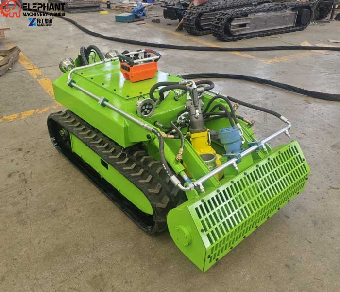 underwater dredging robot for sludge and sediment removal