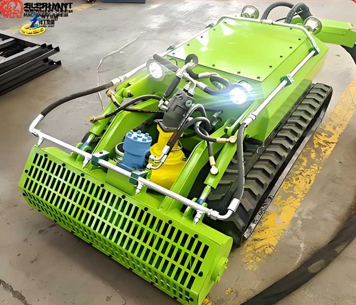 Rubber tracked dredging robot operating safely on HDPE liner surface in tailings pond