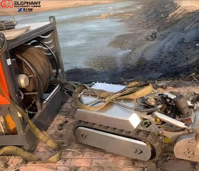 Remote-controlled tailings pond sludge removal robot cleaning accumulated mining sediment