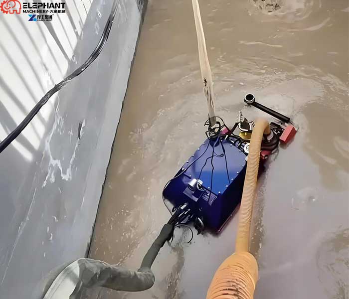 ROV-based sludge removal solution using a remote-controlled cleaning robot