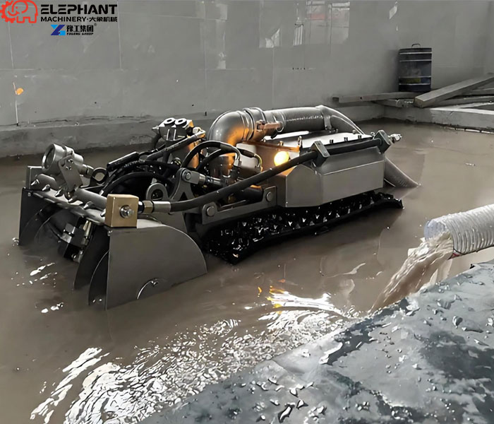 Sludge removal robot working in a wastewater tank